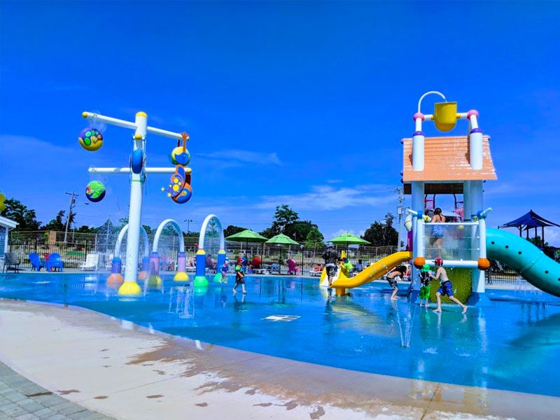 Kids' Splash Pad — Sherkston Shores